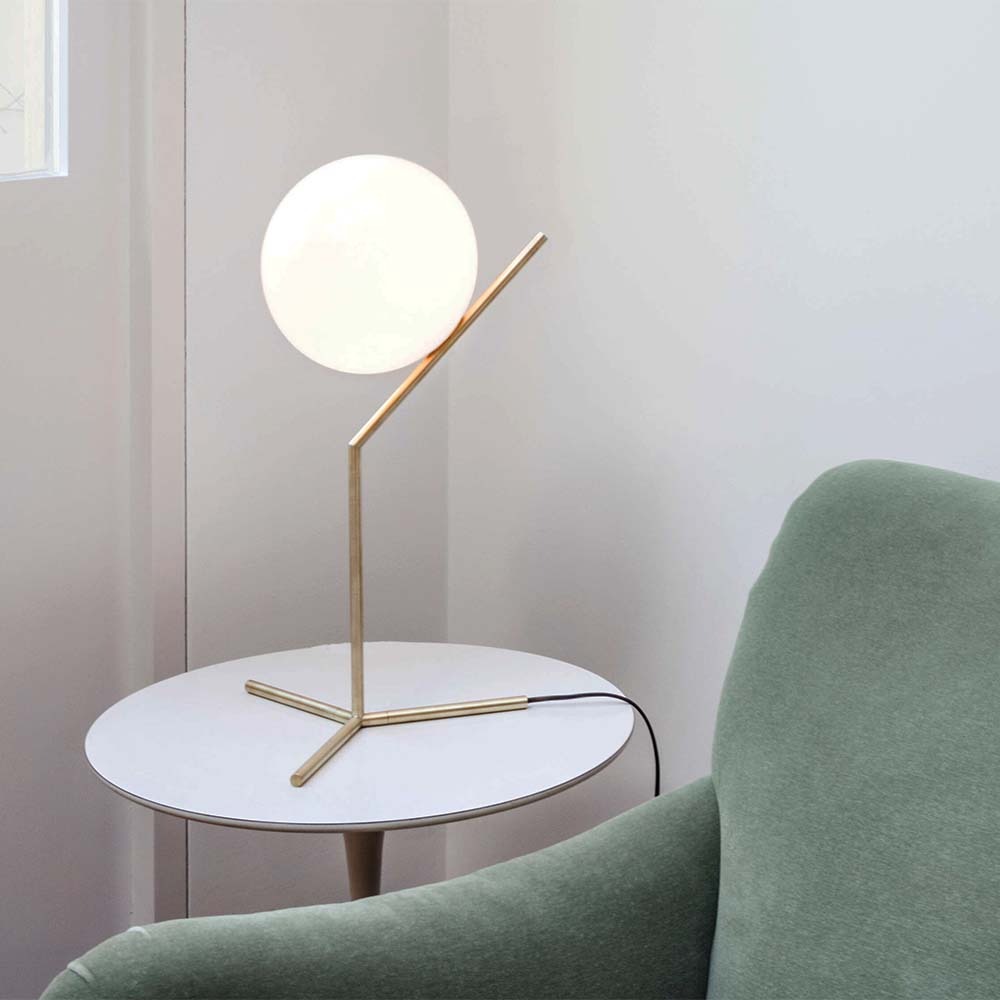 ic-t1-high-brass-table-anastassiades-flos-01.jpg ic-t1-high-brass-table-anastassiades-flos-01.jpg