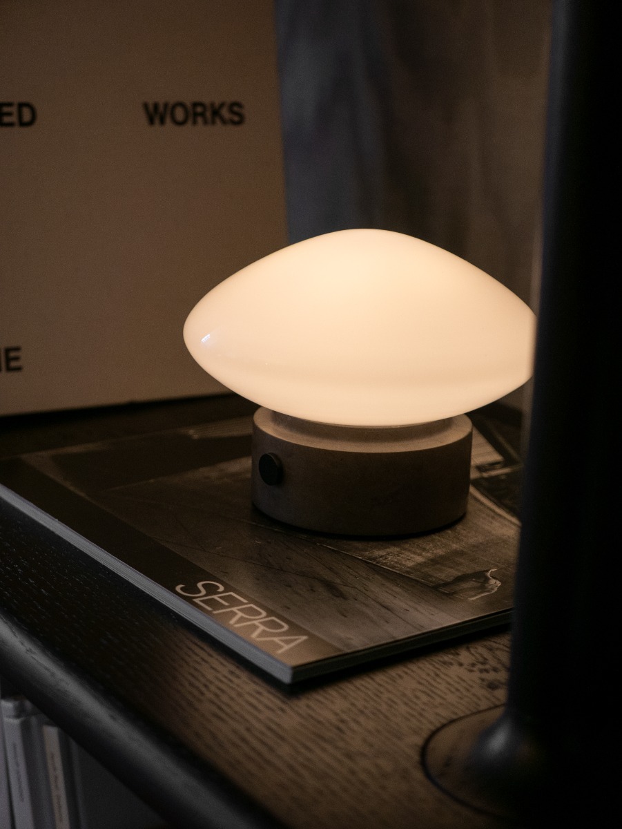 &Tradition Mist Portable Lamp