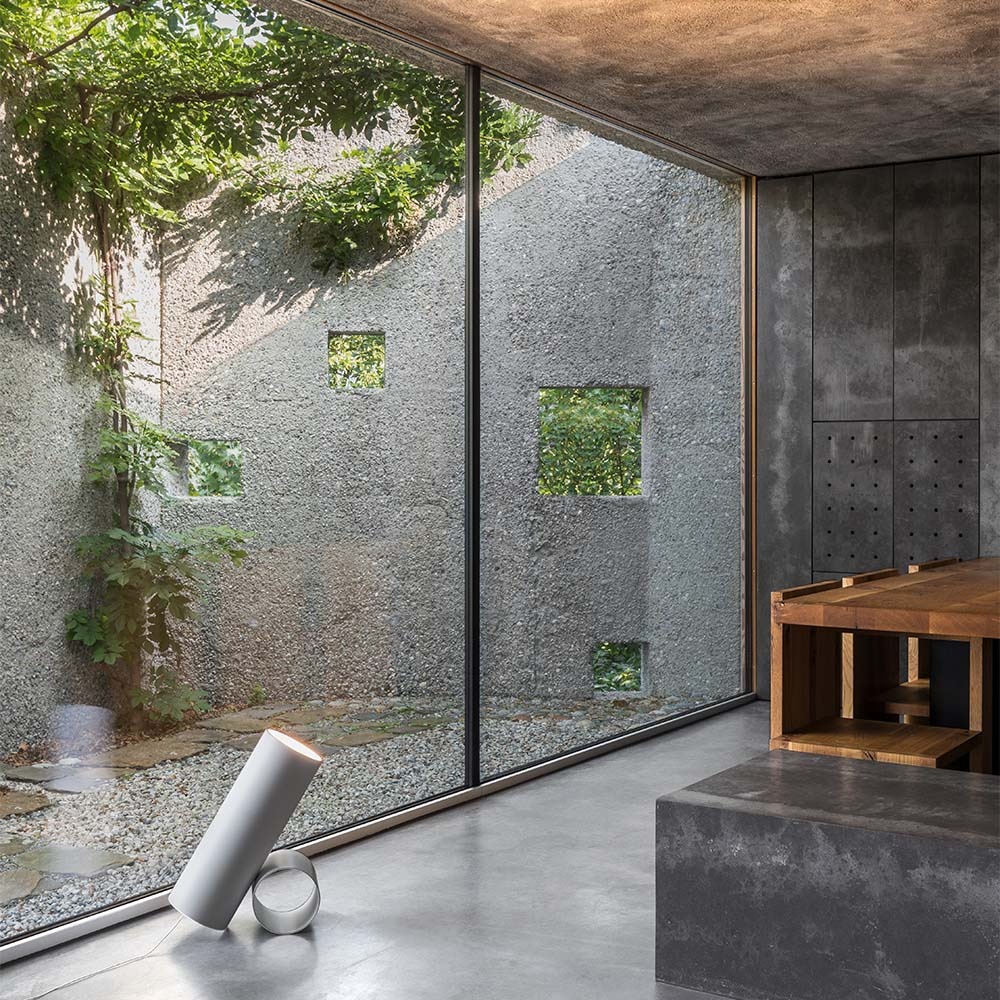 Flos Sawaru Floor Lamp in White Flos Sawaru Floor Lamp in White