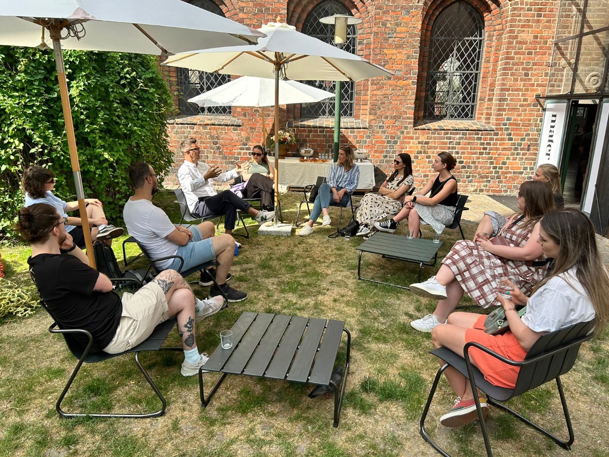 Team Meeting with Mater Team Meeting with Mater