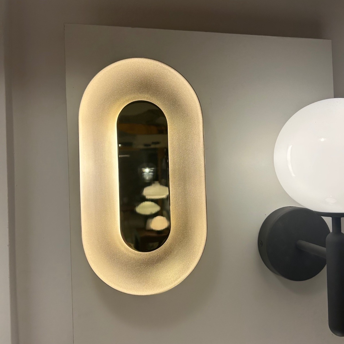 Nuura Sasi LED Wall Light