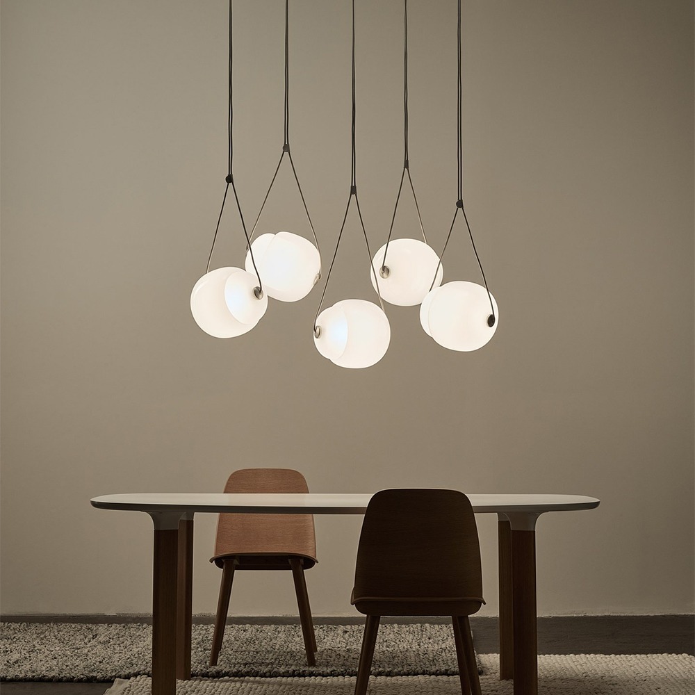 Brokis Capsula LED Pendant Brokis Capsula LED Pendant