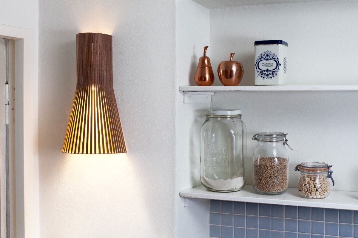 Secto 4230 Wall Light