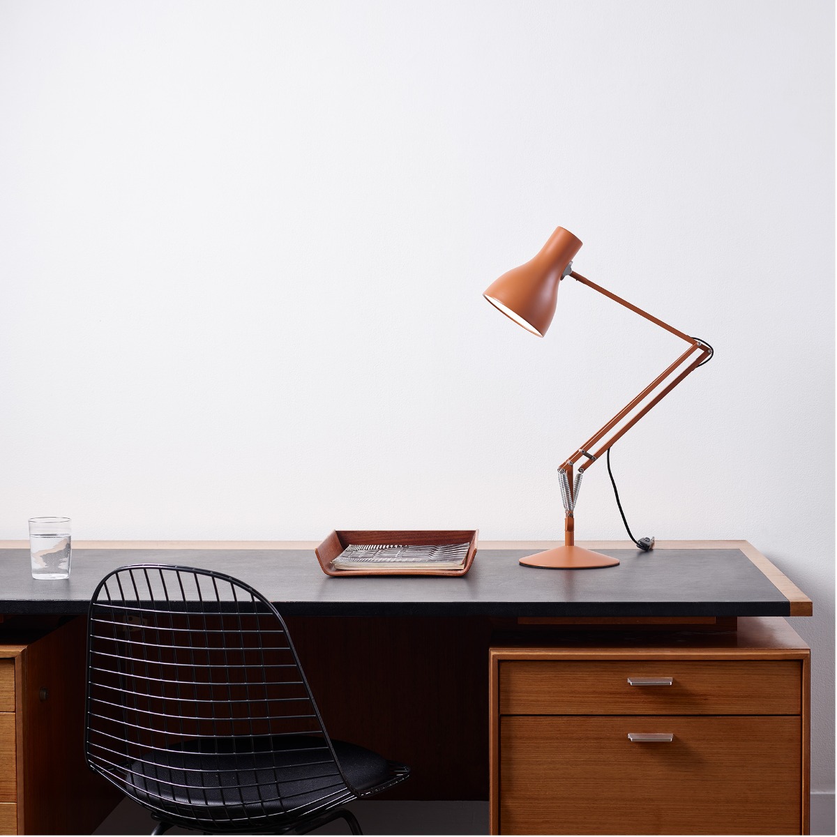 Anglepoise Margaret Howell Type 75 Desk Lamp in Sienna Anglepoise Margaret Howell Type 75 Desk Lamp in Sienna