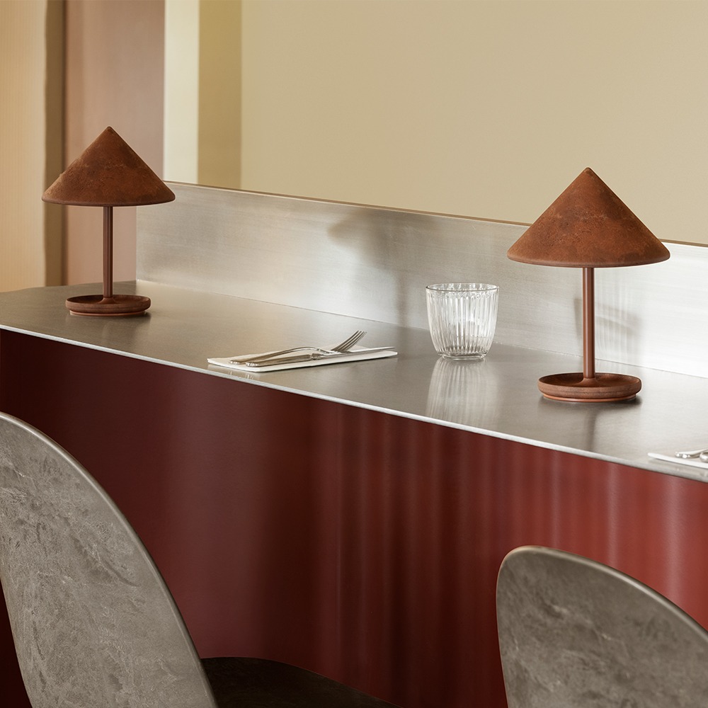 Mater Terra Portable Lamp in Rust Red