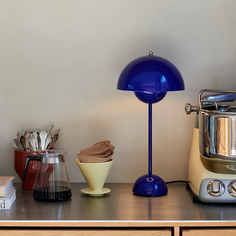 &Tradition Flowerpot VP9 Portable