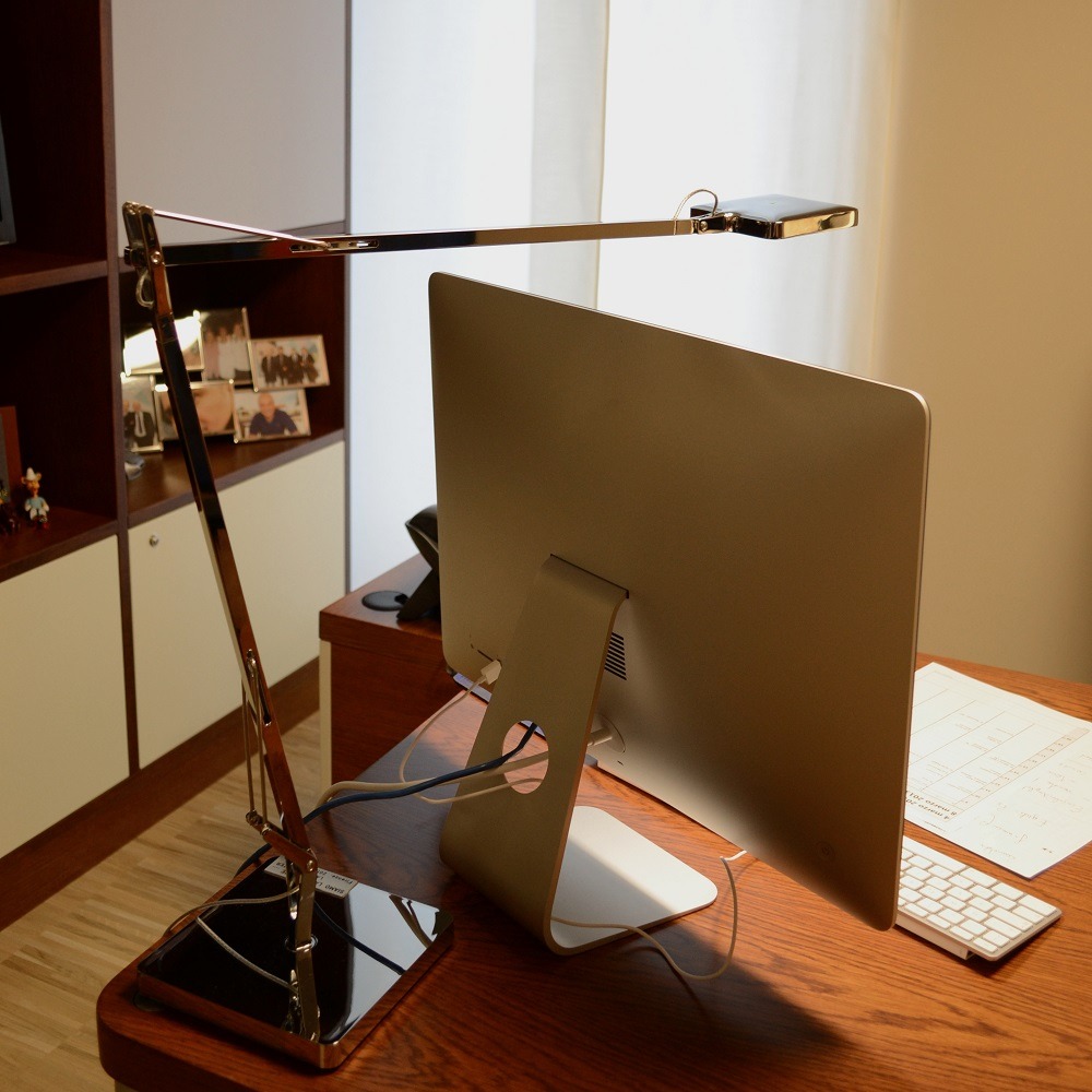 Flos Kelvin LED Table Lamp Green Mode in Black Flos Kelvin LED Table Lamp Green Mode in Black