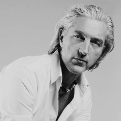 Marcel Wanders / Image Credits: Flos