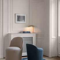 Gubi Tynell 5321 Table Lamp Lifestyle Seating