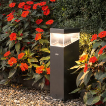 Artemide Architectural Tetragono LED Outdoor Floor Lamp Lifestyle Garden