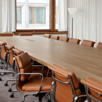 Artek A805 Angel Wing Floor Lamp Lifestyle Meeting Room