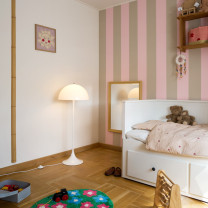 Louis Poulsen Panthella 400 Floor Lamp Lifestyle Childrens Bedroom