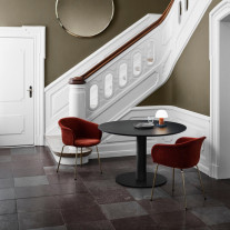 &Tradition Setago Table Lamp in Rust & Thunder