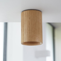 Case Downlight Cylinder Oak in Hallway